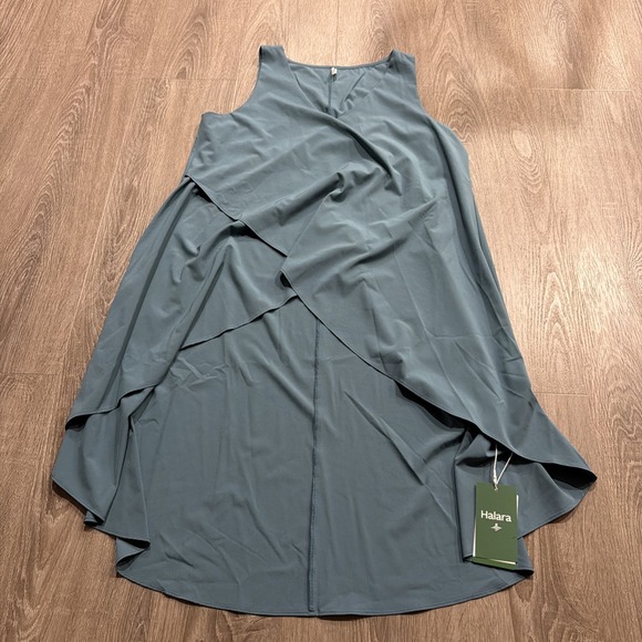 HALARA Dresses & Skirts - Halara Breezeful™ V Neck Crossover Top High Low Quick Dry In‎ Stone Blue Medium